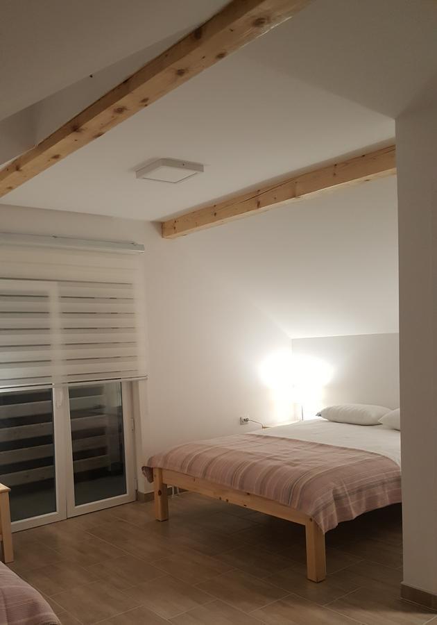 Hotel Pansion I Restoran ,, Pogled" Han Pijesak Exterior foto